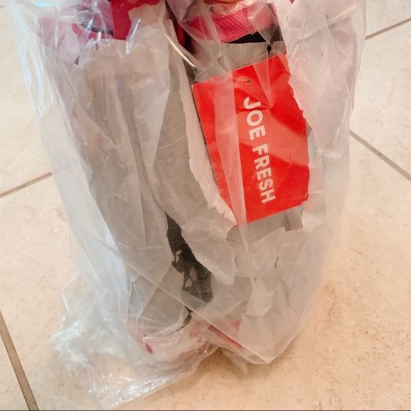 Joe Fresh Floral print buckle rain boot - kid - Picture 3 of 4